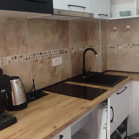 Apartment Ltl
