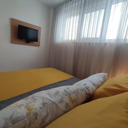 Apartment Ltl *